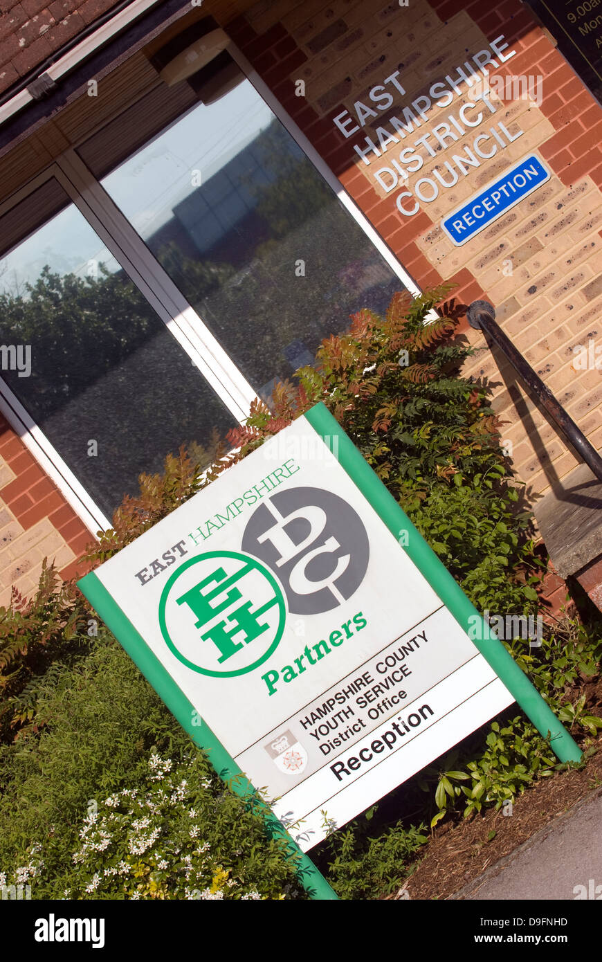 Local authority signs hires stock photography and images Alamy