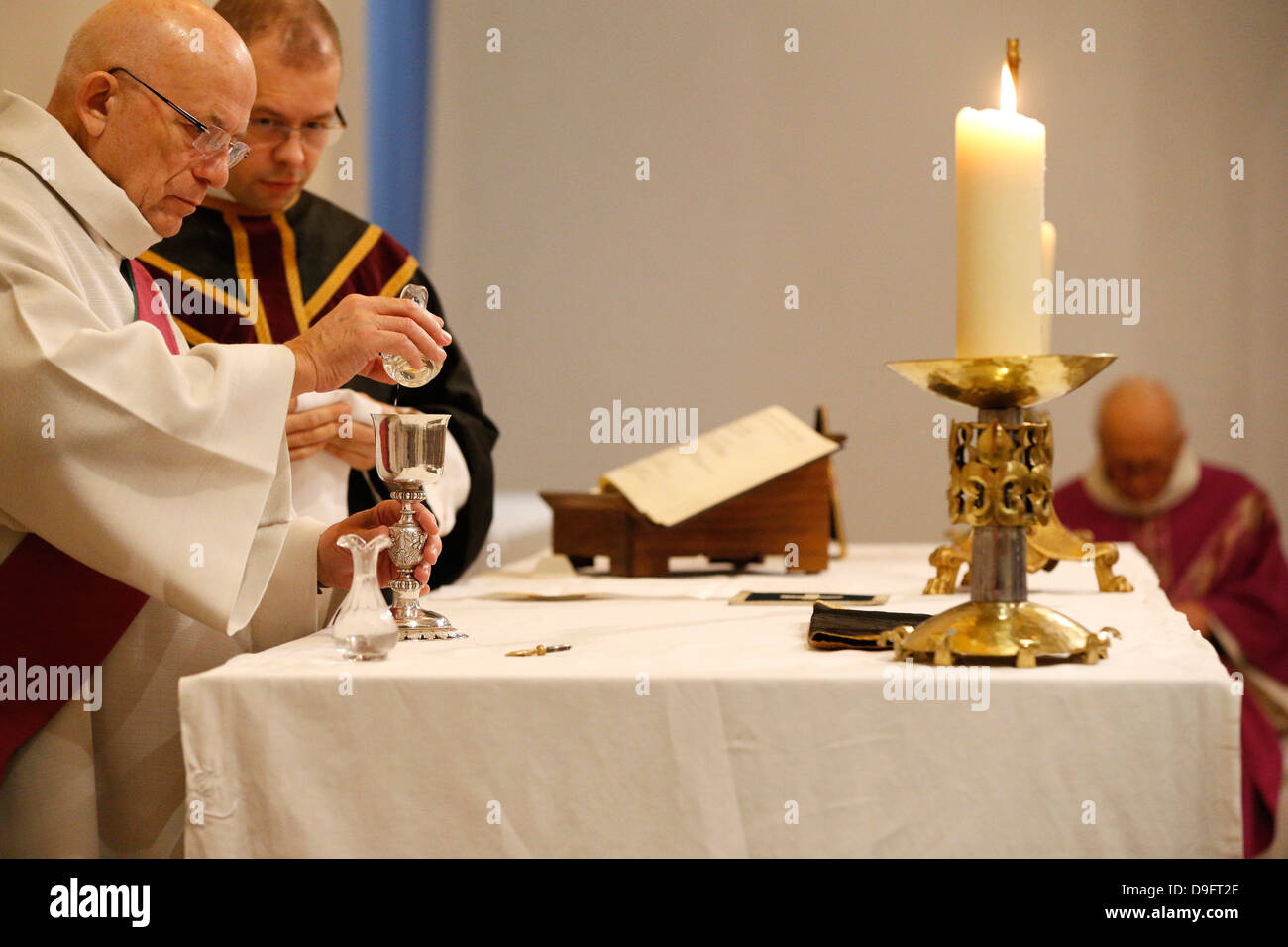 Eucharistic celebration, St. Louis church, Villemomble, Seine-St. Denis, France Stock Photo