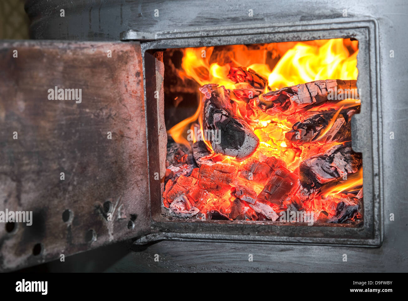 Почему не горит печка