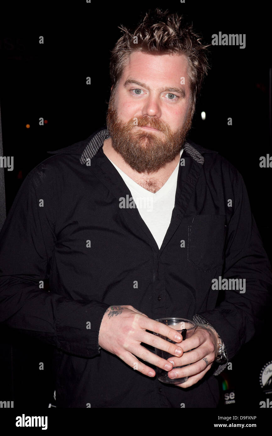 Ryan Dunn Paramount Home Entertainment's 'Jackass 3' Bluray and DVD launch at Paramount Studios