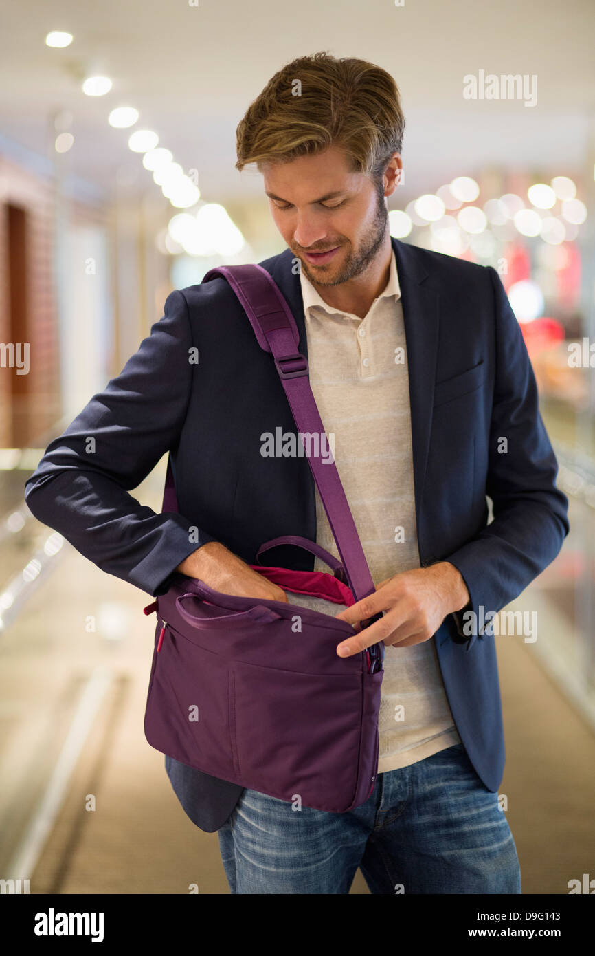 Airport shoulder bag new arrivals