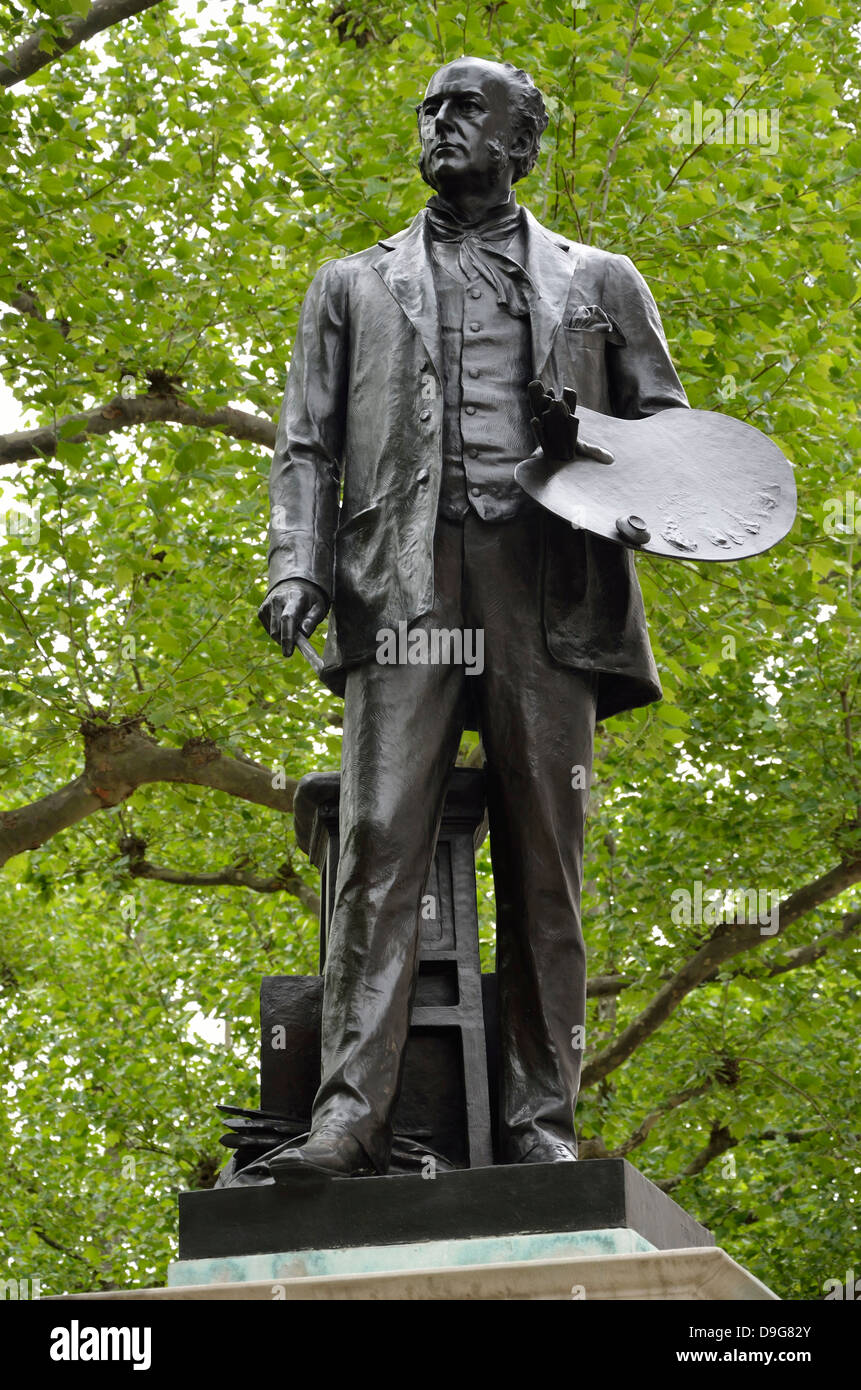 London, England, UK. Statue: John Everett Milais (Pre-Raphaelite artist, 1829-98) by Thomas Brock, 1905. Stock Photo