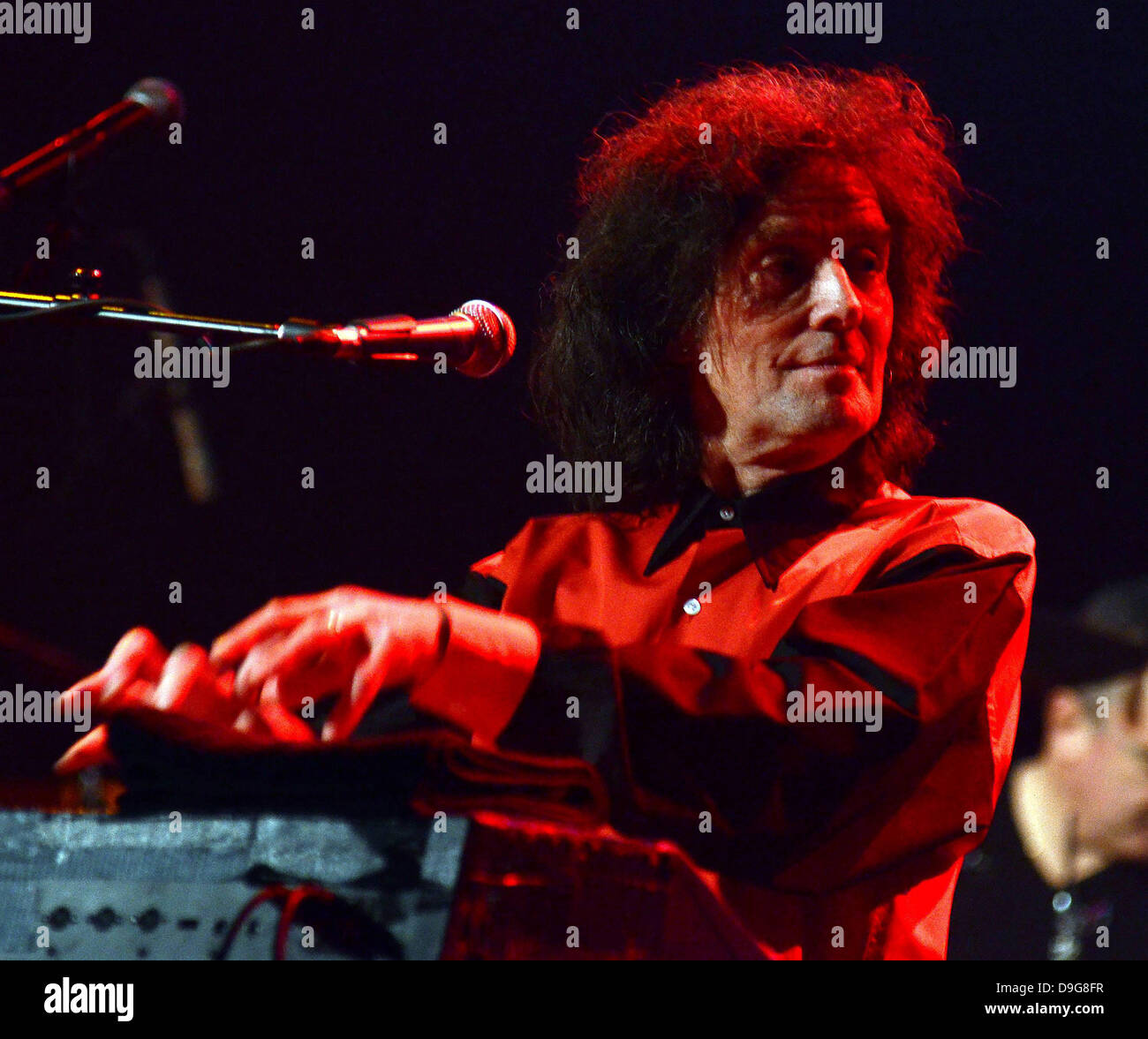 Gilbert o’sullivan hi-res stock photography and images - Alamy