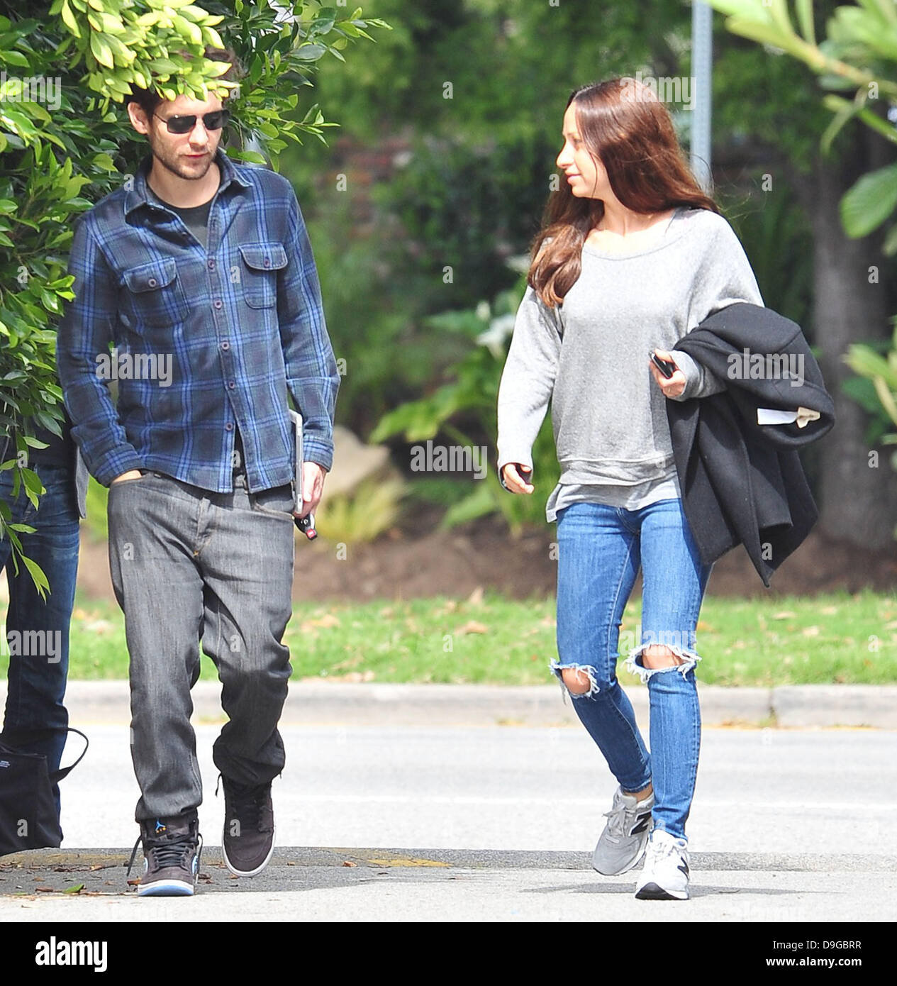 Tobey Maguire and wife Jennifer Meyer visiting the Brentwood country ...