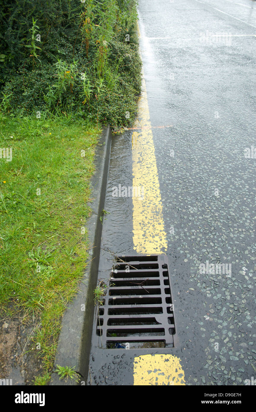 Road side drain hires stock photography and images Alamy