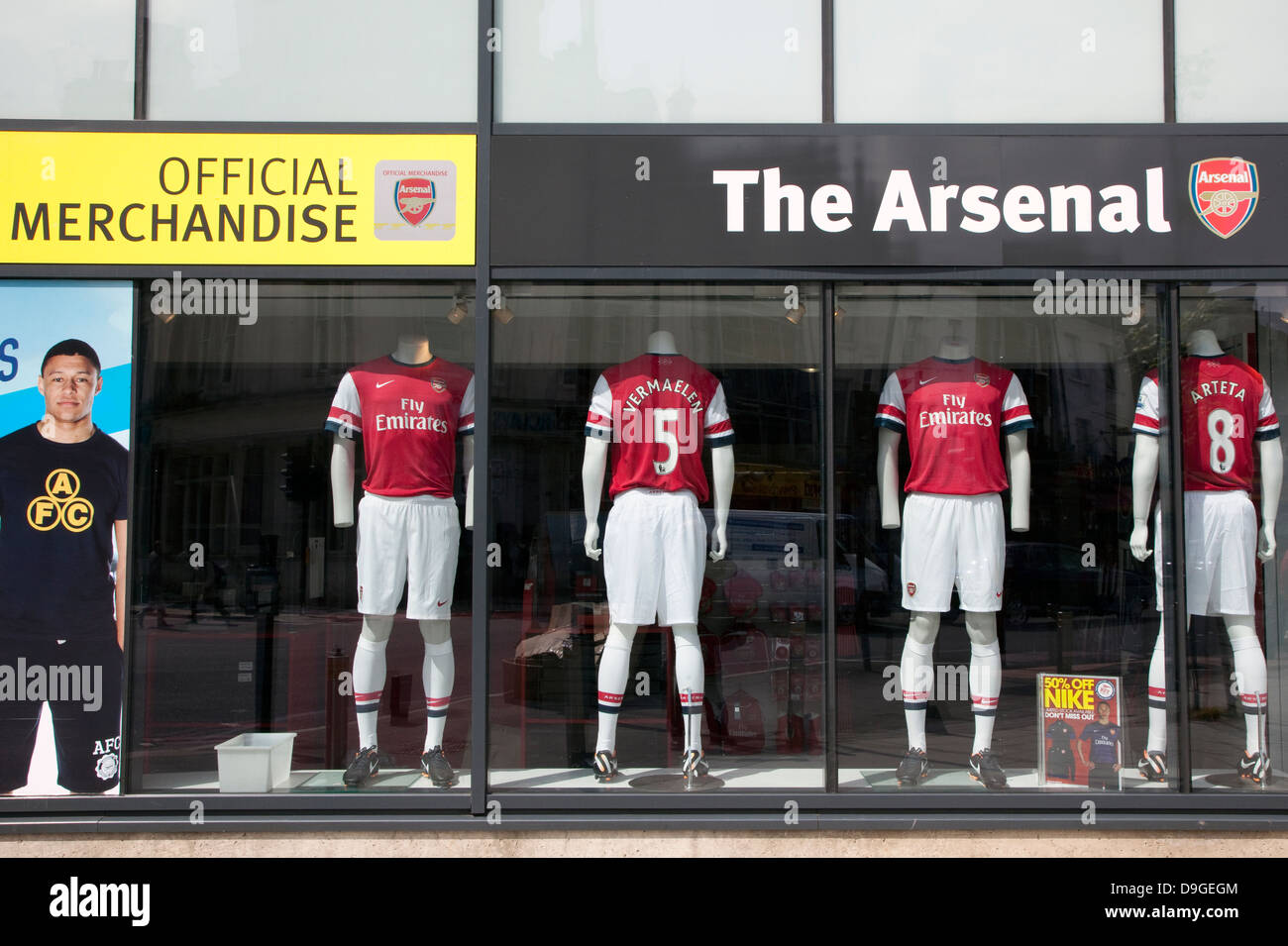 Arsenal FC official merchandise shop, Finsbury Park, Stock Photo - Alamy