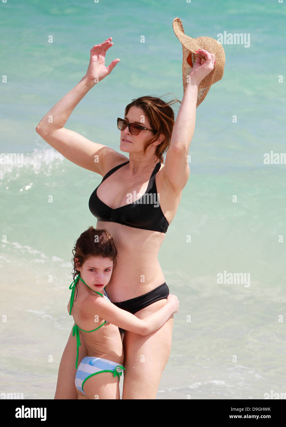 Stephanie Seymour and her daughter spend the day at Saline Beach St Barts -  16.03.11 Stock Photo - Alamy