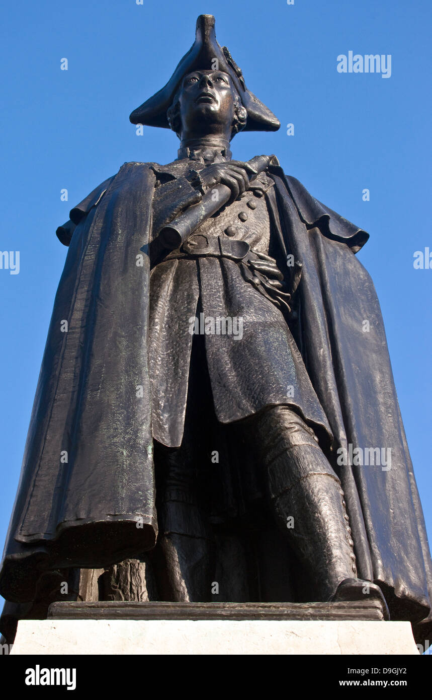 General James Wolfe Statue situated next to the Royal Observatory in Greenwich Park, London General James Wolfe Statue situated next to the Royal Observatory in Greenwich Park, London