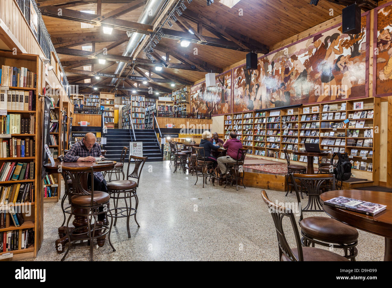 At Midtown Scholar Bookstore, Harrisburg, Pennsylvania Stock Photo Alamy