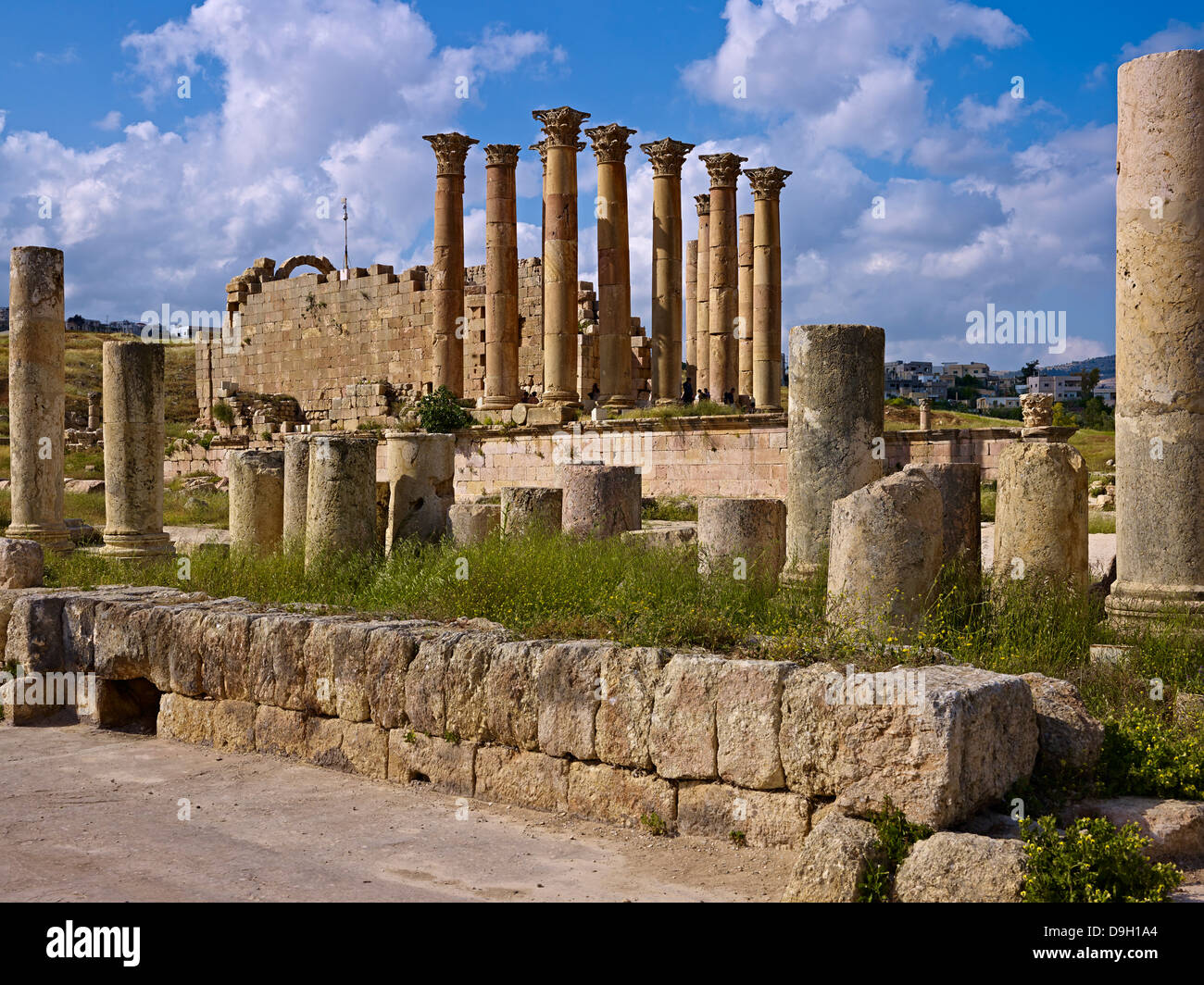 Temple of Artemis in ancient Jerash, Jordan, Middle East Stock Photo Alamy