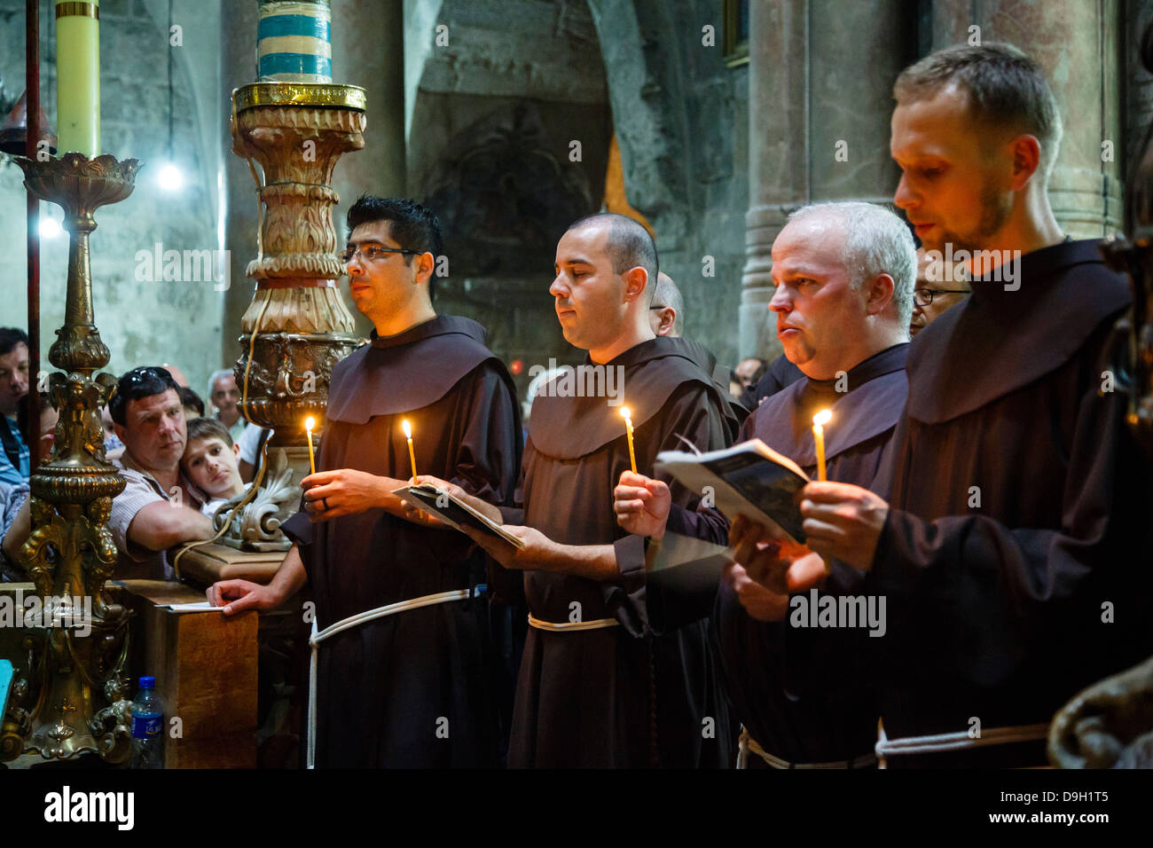 Franciscan monks at the church of the Holy Sepulchre in the old city, Jerusalem, Israel. Stock Photo