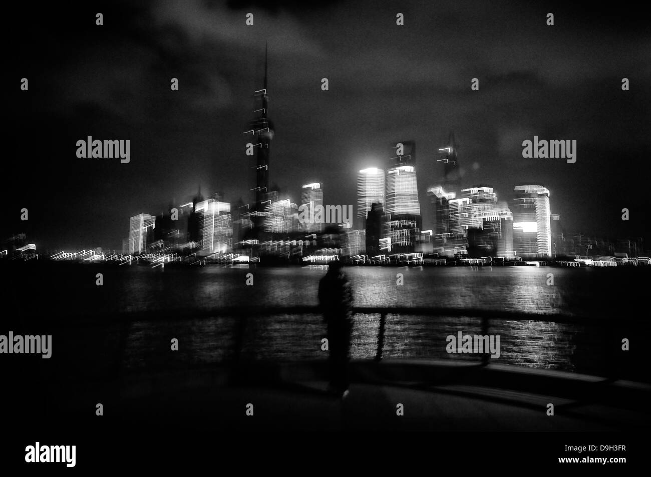 The bund china night Black and White Stock Photos & Images - Alamy