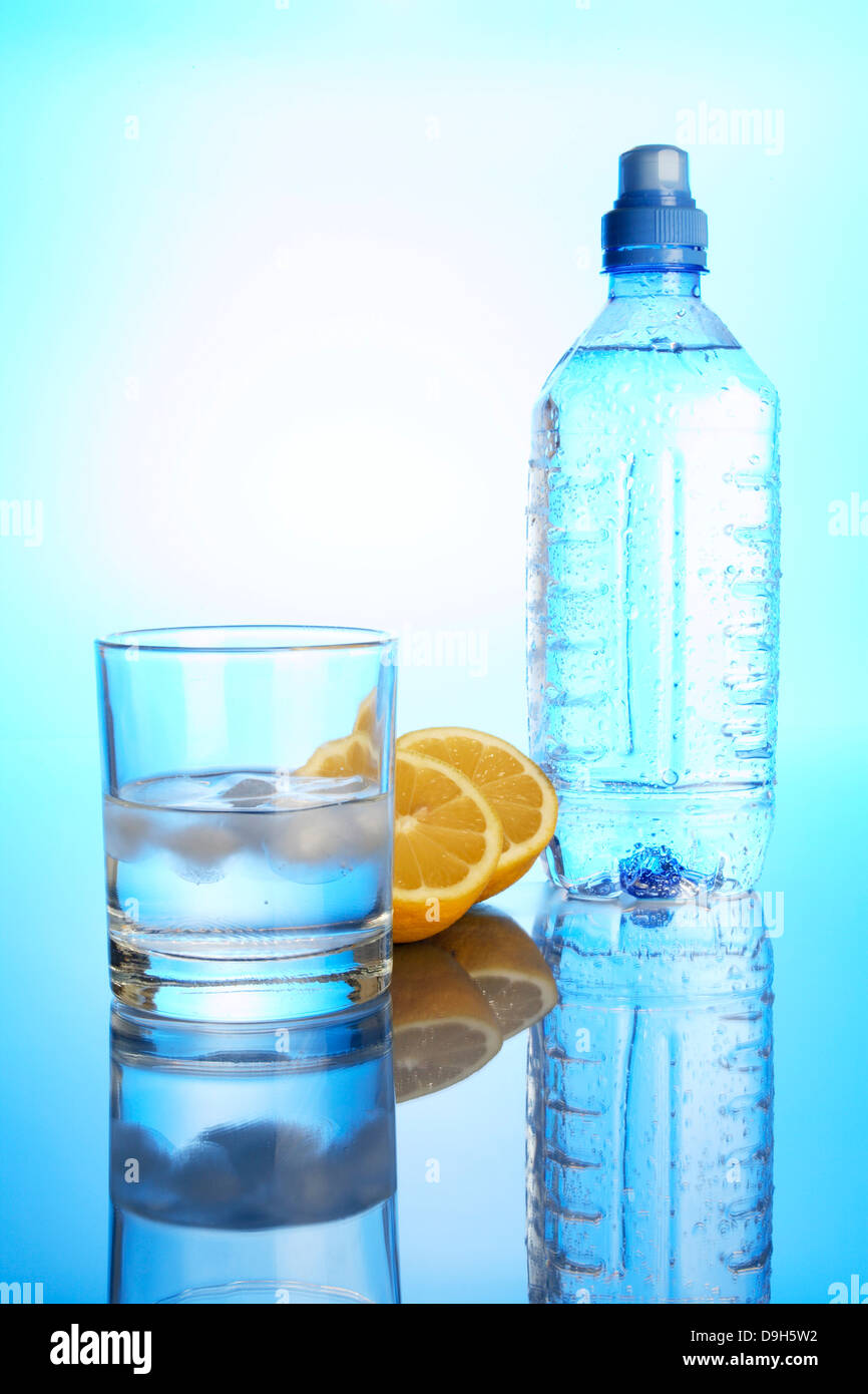 Mineral water and lemon Stock Photo Alamy