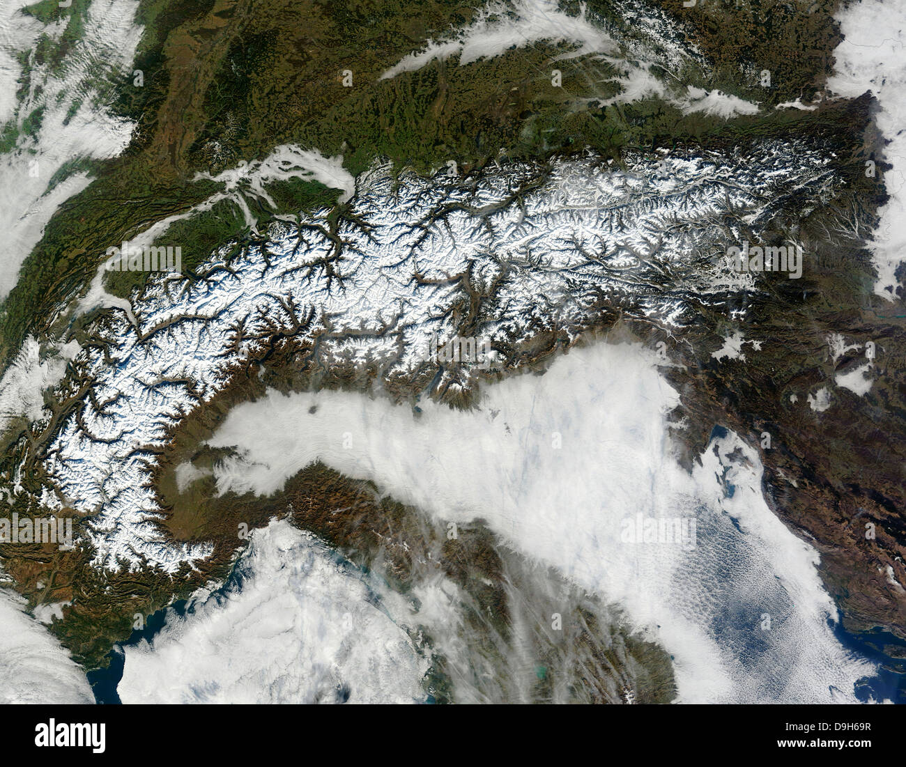 Satellite image of the alps hi-res stock photography and images - Alamy