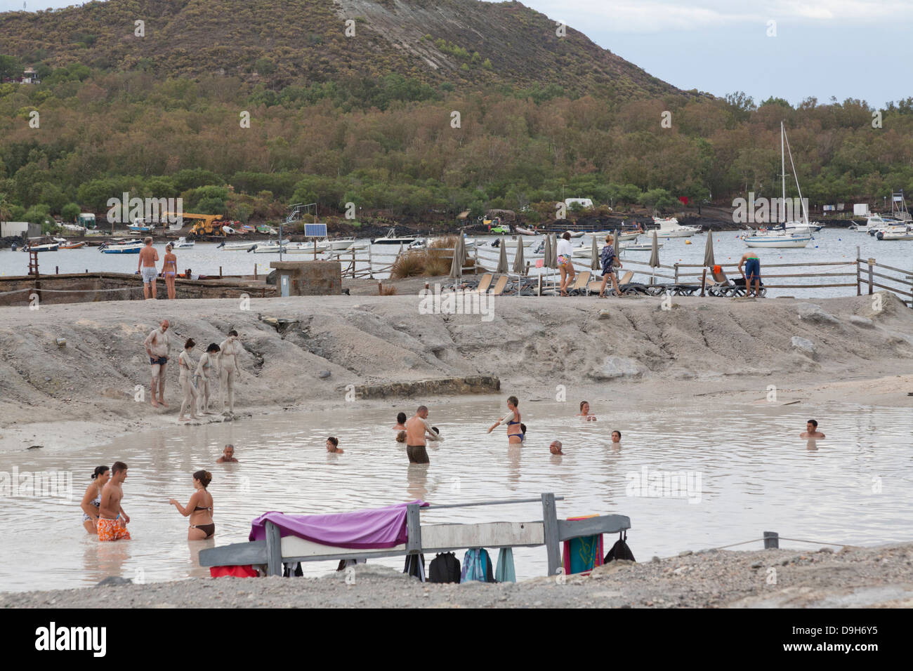 Vulcano mud italy hi-res stock photography and images - Alamy