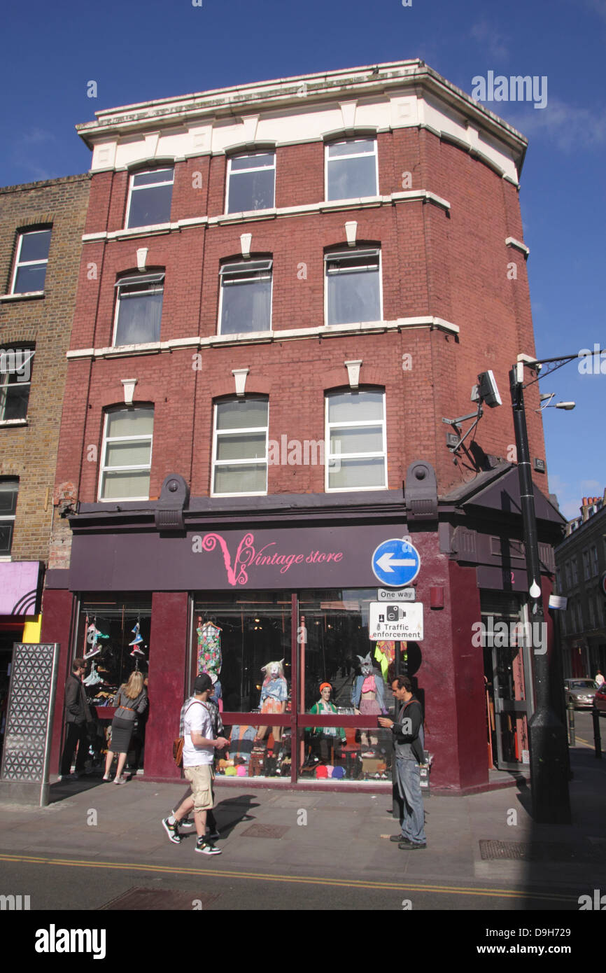 Vintage clothes brick lane hires stock photography and images Alamy