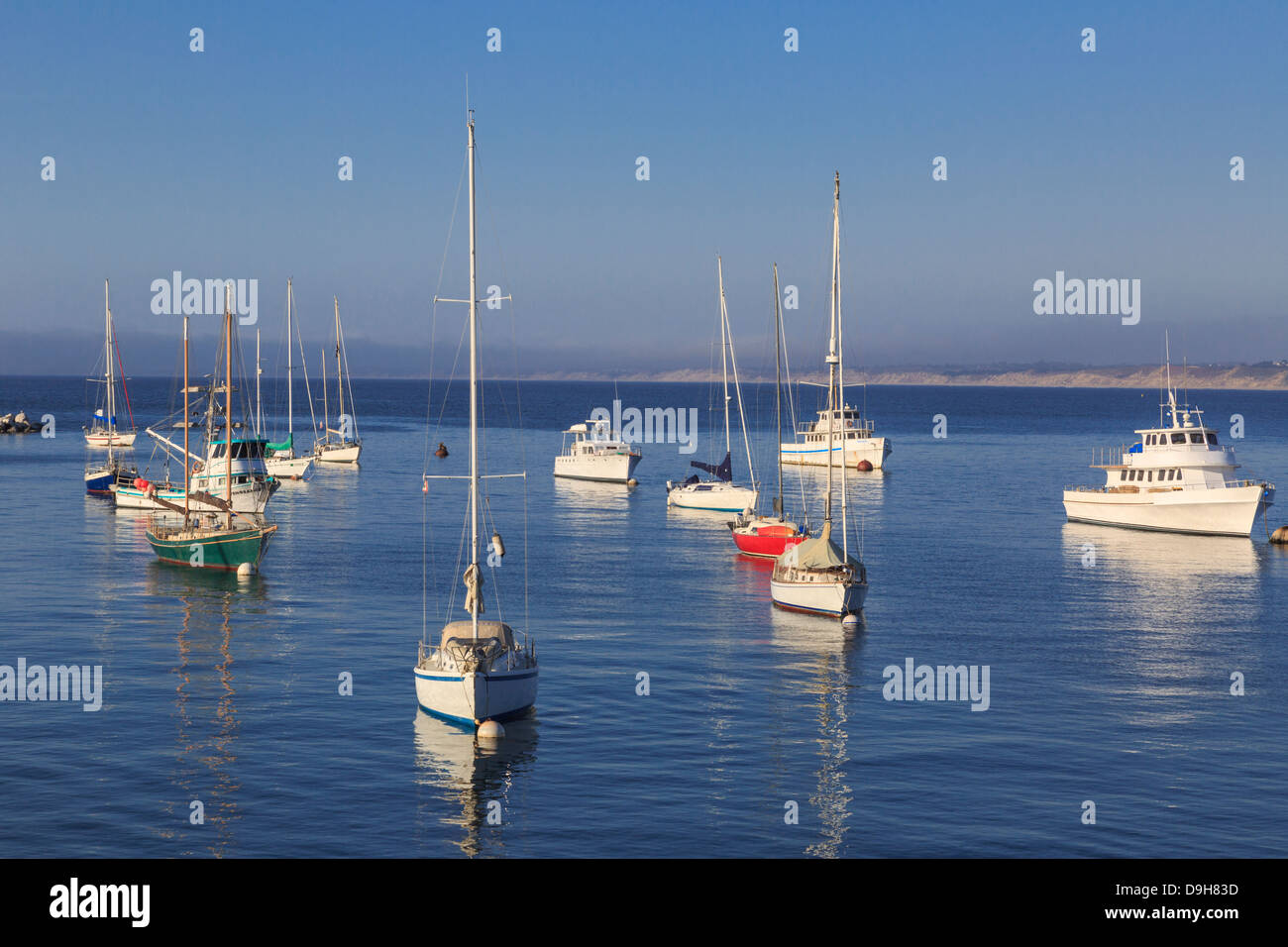 Recreational fishing boats hi-res stock photography and images - Alamy