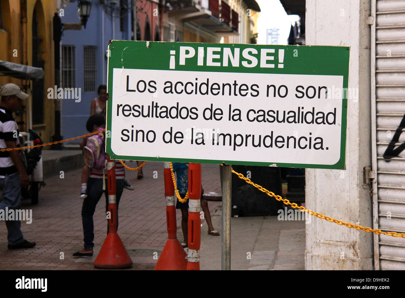 Construction site warning signs in Spanish Stock Photo Alamy