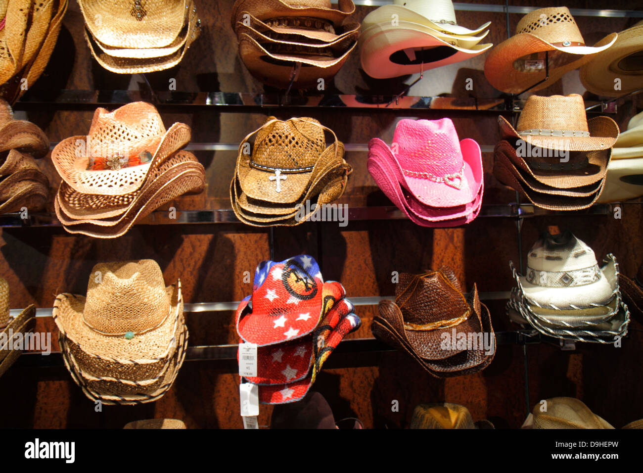 Cowboy hat store hi-res stock photography and images - Alamy