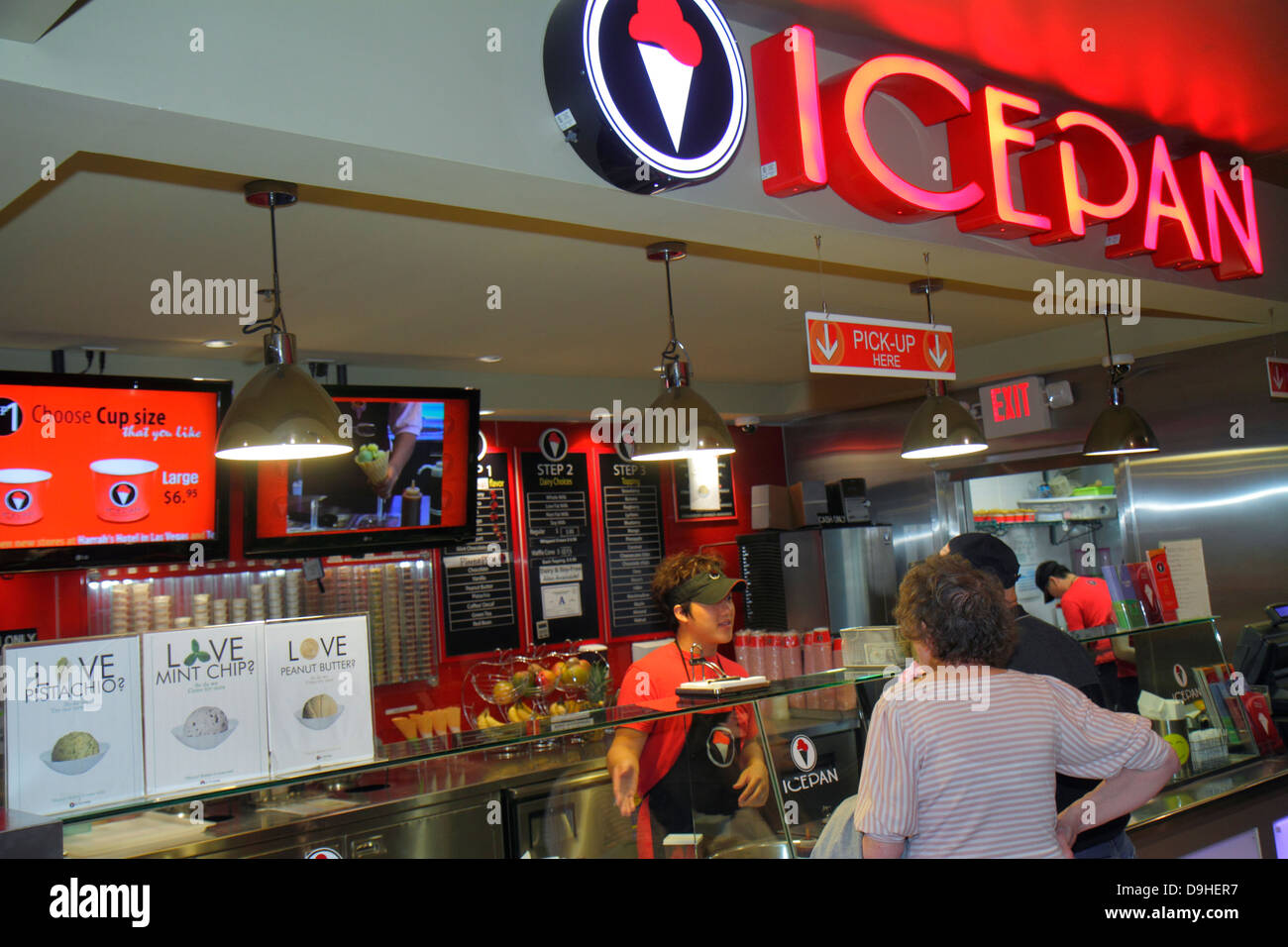 Las Vegas Nevada,The Strip,South Las Vegas Boulevard,Harrah's Las Vegas