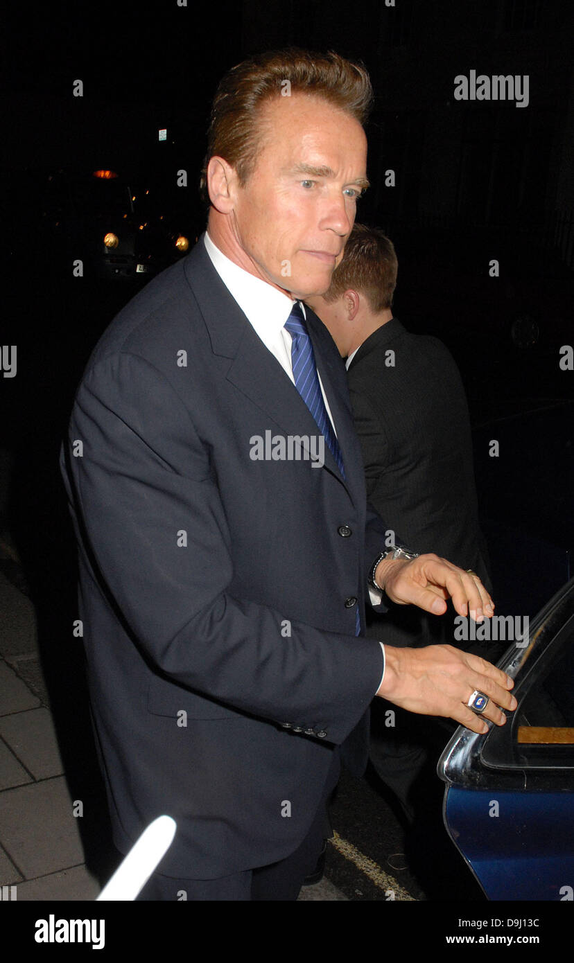 Arnold Schwarzenegger arrives at his hotel. London, England - 30.03.11 Stock Photo