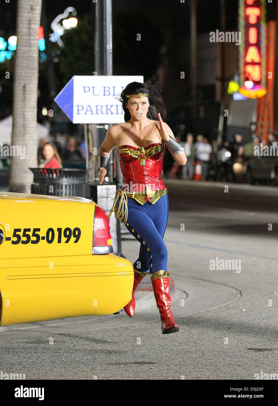 Wonder woman adrianne palicki hires stock photography and images Alamy