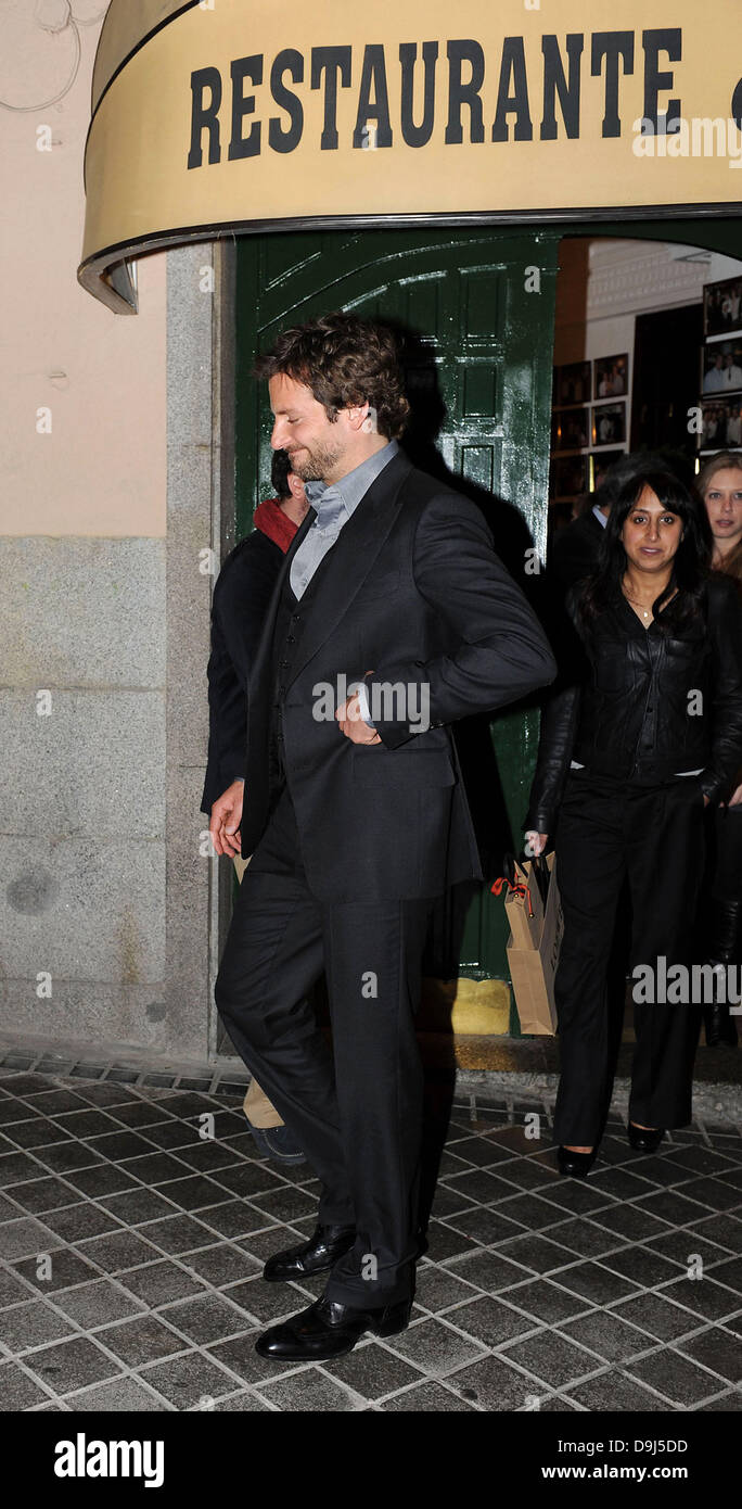 Bradley Cooper leaves a traditional Spanish restaurant after enjoying