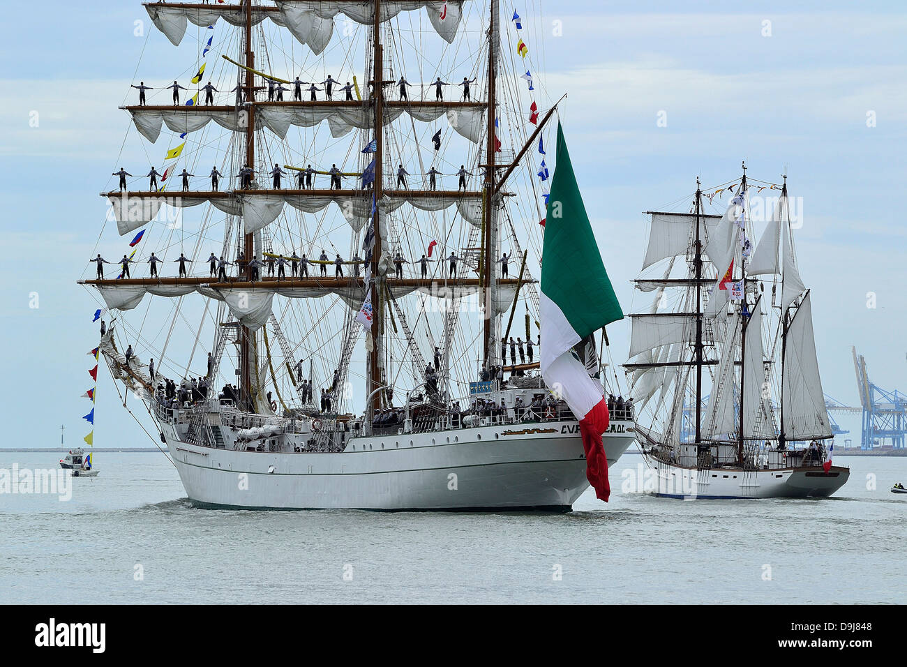 Cuauhtémoc : three-masted barque (1982), home port : Acapulco (Mexico) and Marité : three-masted ship schooner (1923). Stock Photo