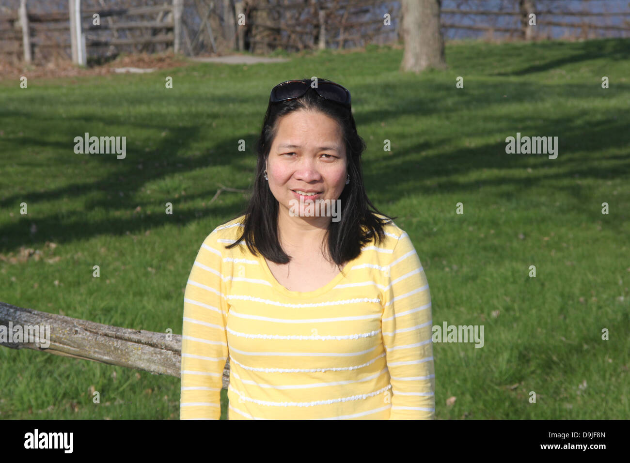 Beautiful mature asian woman hi-res stock photography and images - Alamy