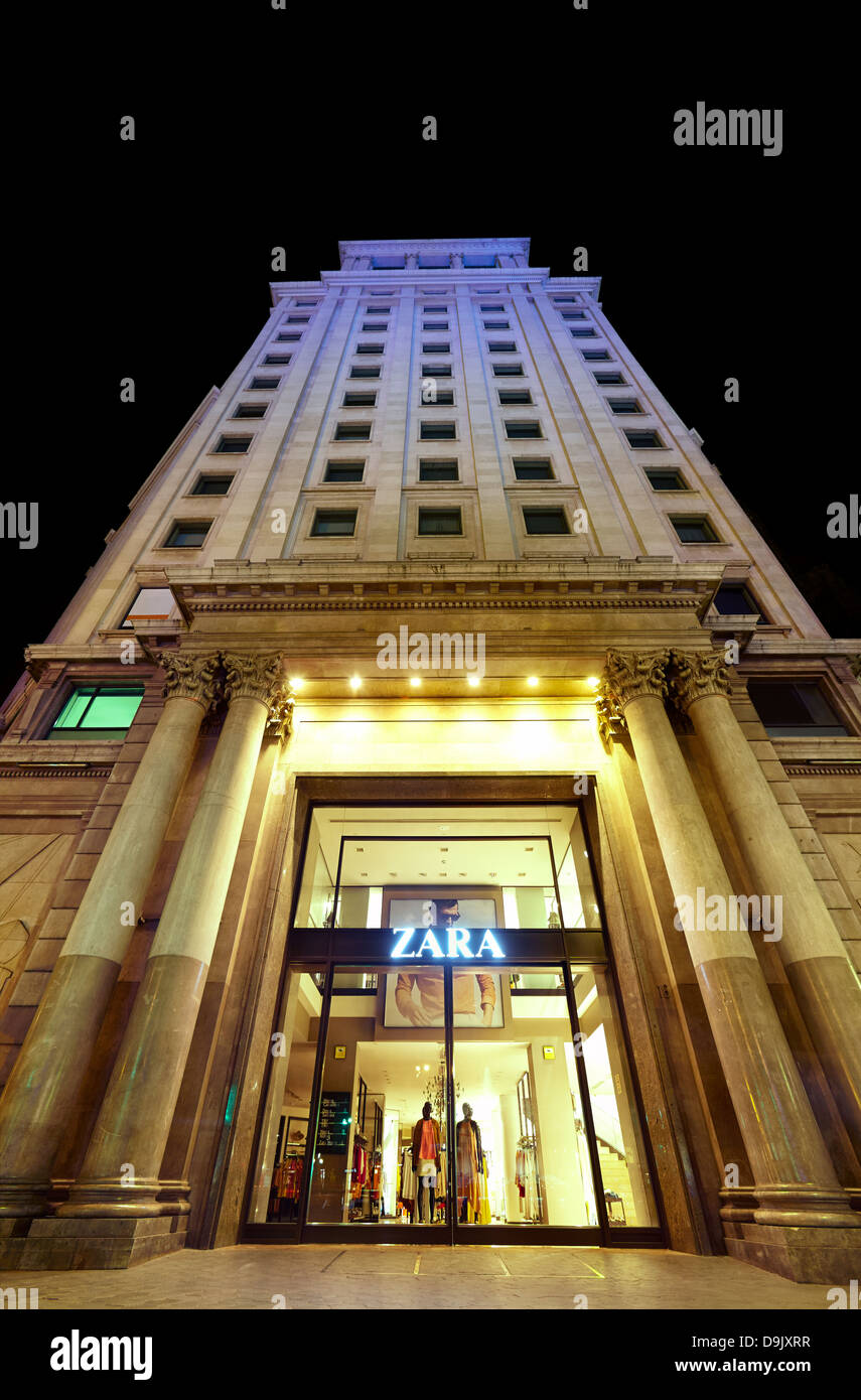 Zara store at Paseo de Gracia avenue. Barcelona. Catalonia. Spain Stock Photo