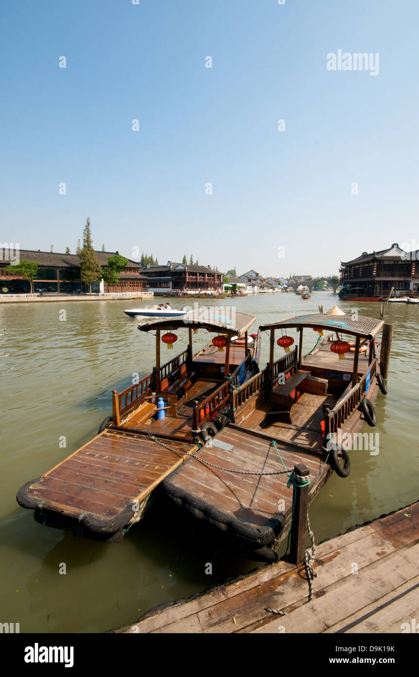 China chinese boat antique hi-res stock photography and images - Alamy