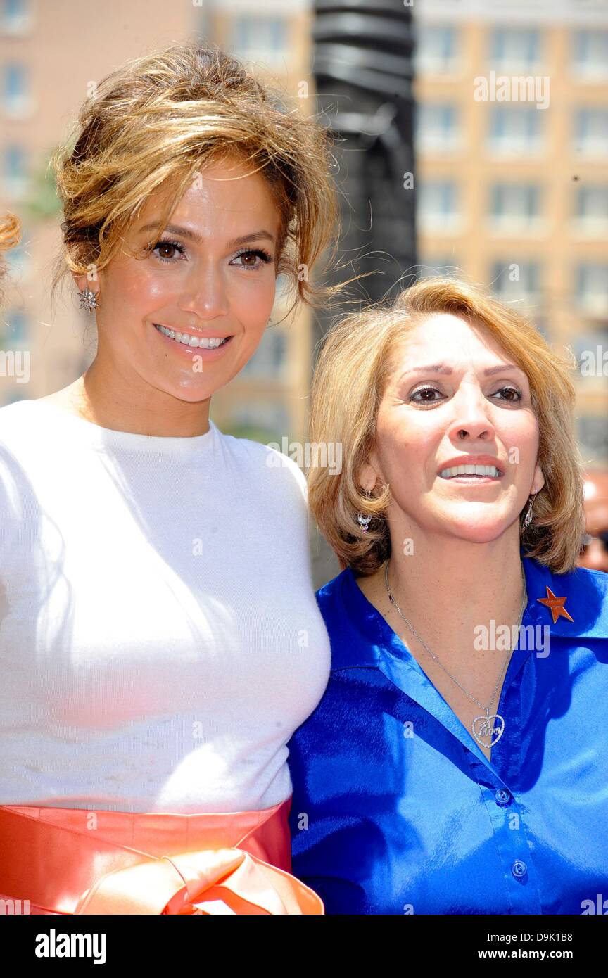 Los Angeles, CA., USA. 20th June, 2013. Jennifer Lopez, mother