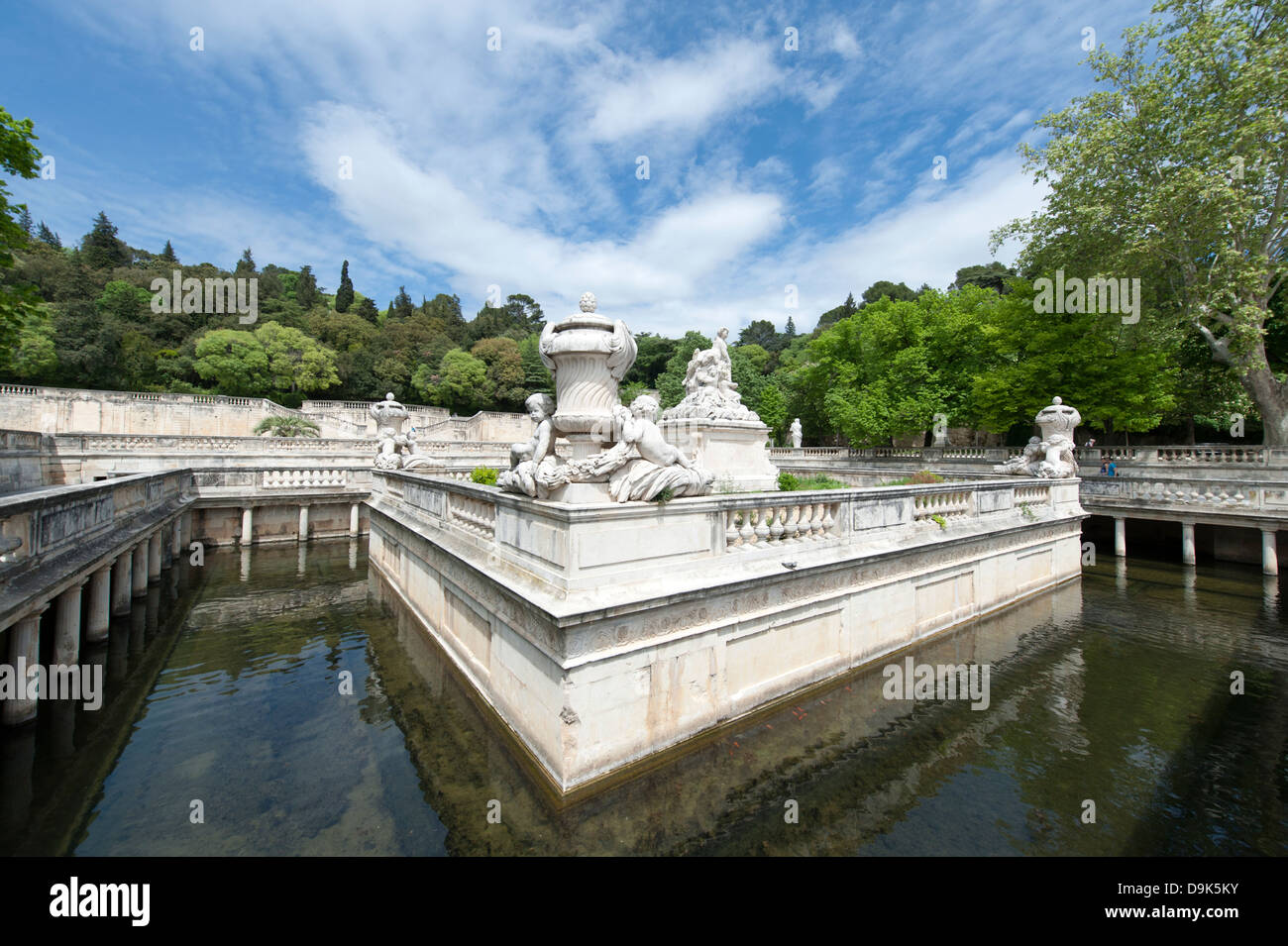 Le Nymphée with sculpture group at the park Les Jardin de la Fontaine