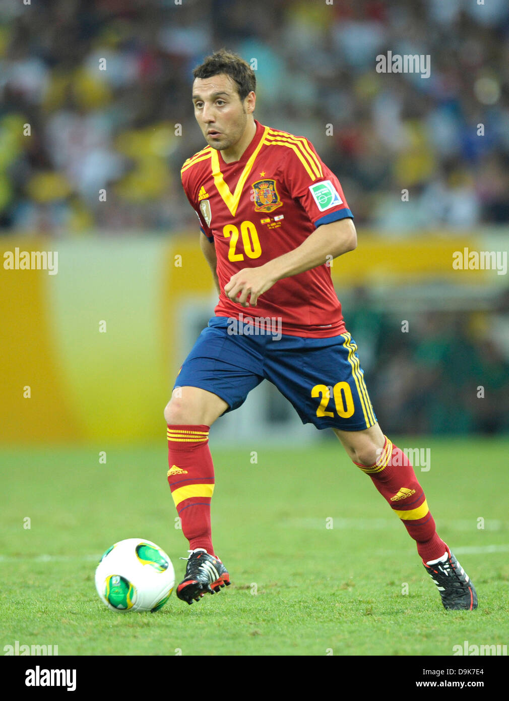 Rio de Janeiro, Brazil. 20th June, 2013. Confederations Cup group B match between Spain and Tahiti (10:0) at Maracana stadium in Rio de Janeiro, Brazil, Thursday, June 20, 2013. Santi Cazorla Credit:  dpa picture alliance/Alamy Live News Stock Photo