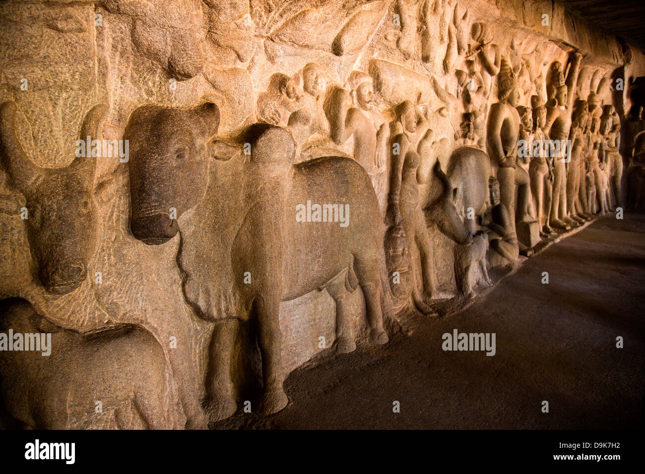 Detail of carving in Krishna Mandapa, Mahabalipuram, Kanchipuram District, Tamil Nadu, India Stock Photo