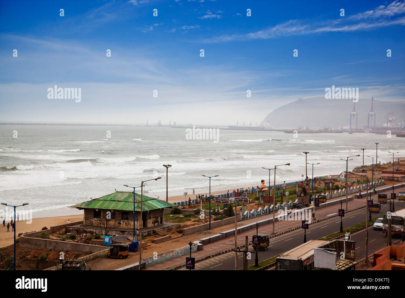 Road along the beach, Visakhapatnam, Andhra Pradesh, India Stock Photo