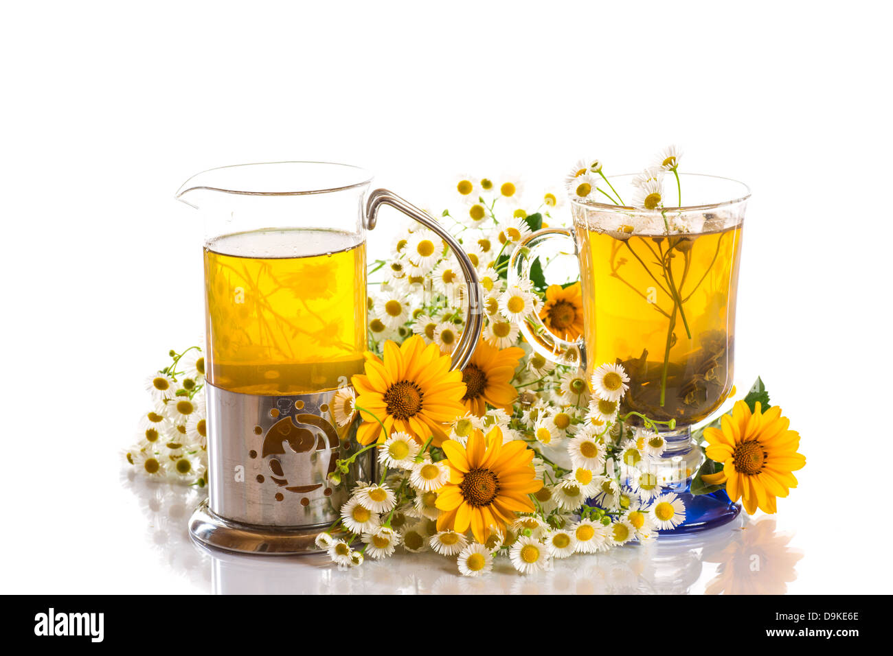 chamomile tea and a bouquet of daisies Stock Photo - Alamy
