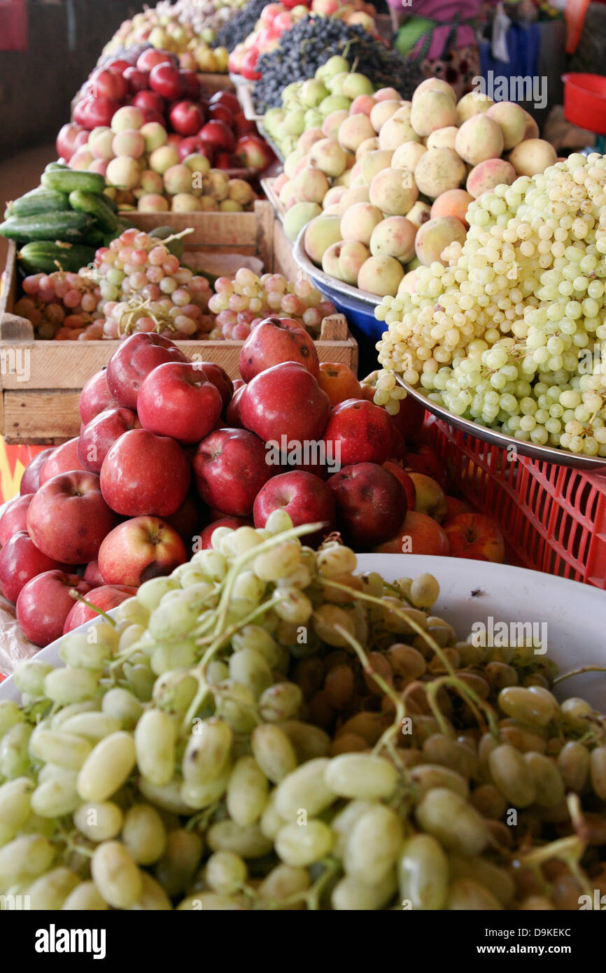 Central asian fruits hi-res stock photography and images - Alamy