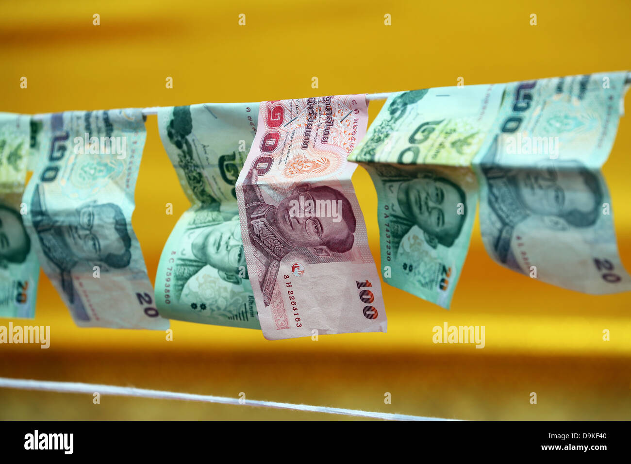 Thai notes hi-res stock photography and images - Alamy