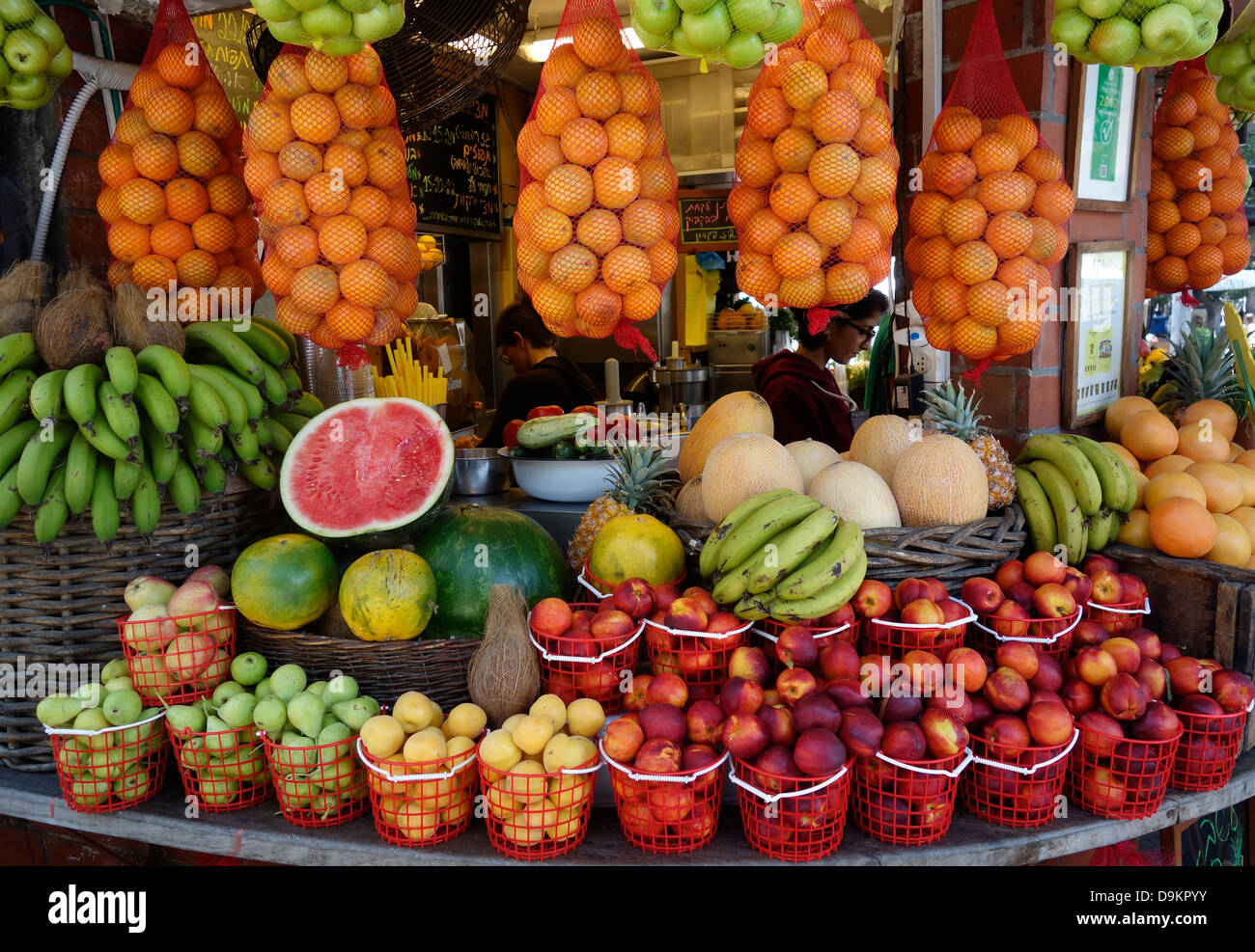 Fresh fruit juice kiosk in hires stock photography and images Alamy