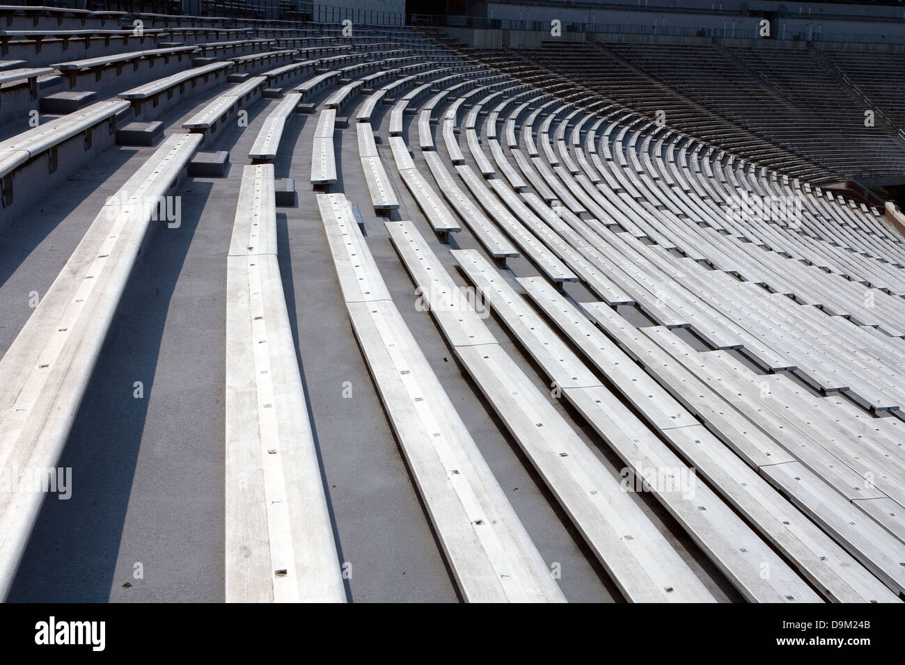 General View Of Rows Of Empty Bleacher Seating At Scott Stadium University Of Virginia On September 6 07 In Charlottesville Stock Photo Alamy