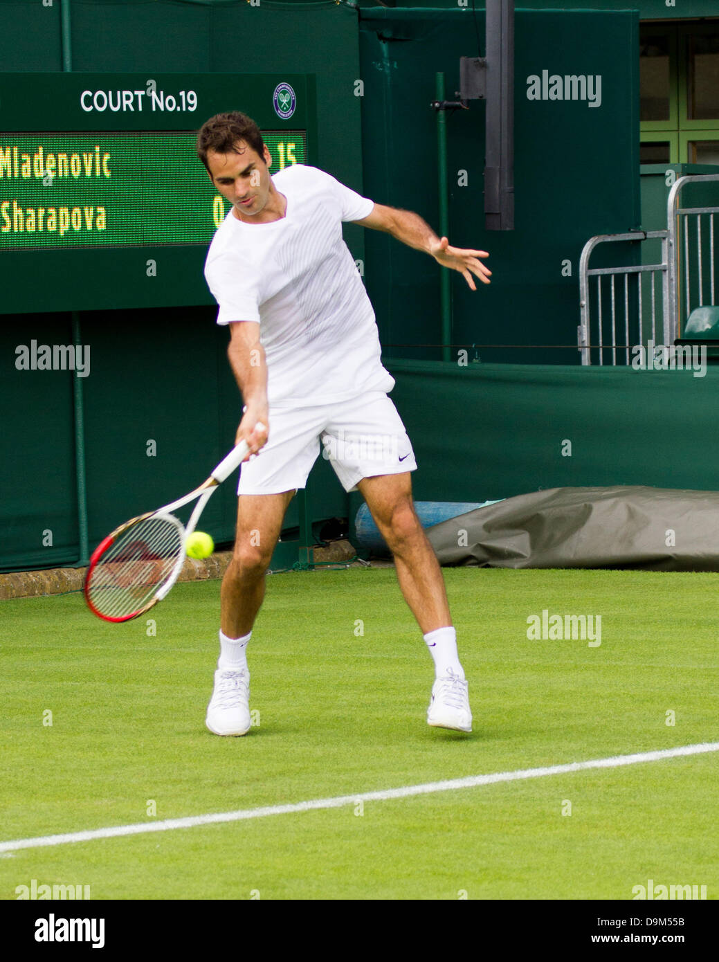All England Lawn Tennis Club, Wimbledon, London, UK. 21st June 2013.  Roger Federer seen in practice before the 2013 Wimbledon Championship. Credit:  Graham Eva/Alamy Live News Stock Photo