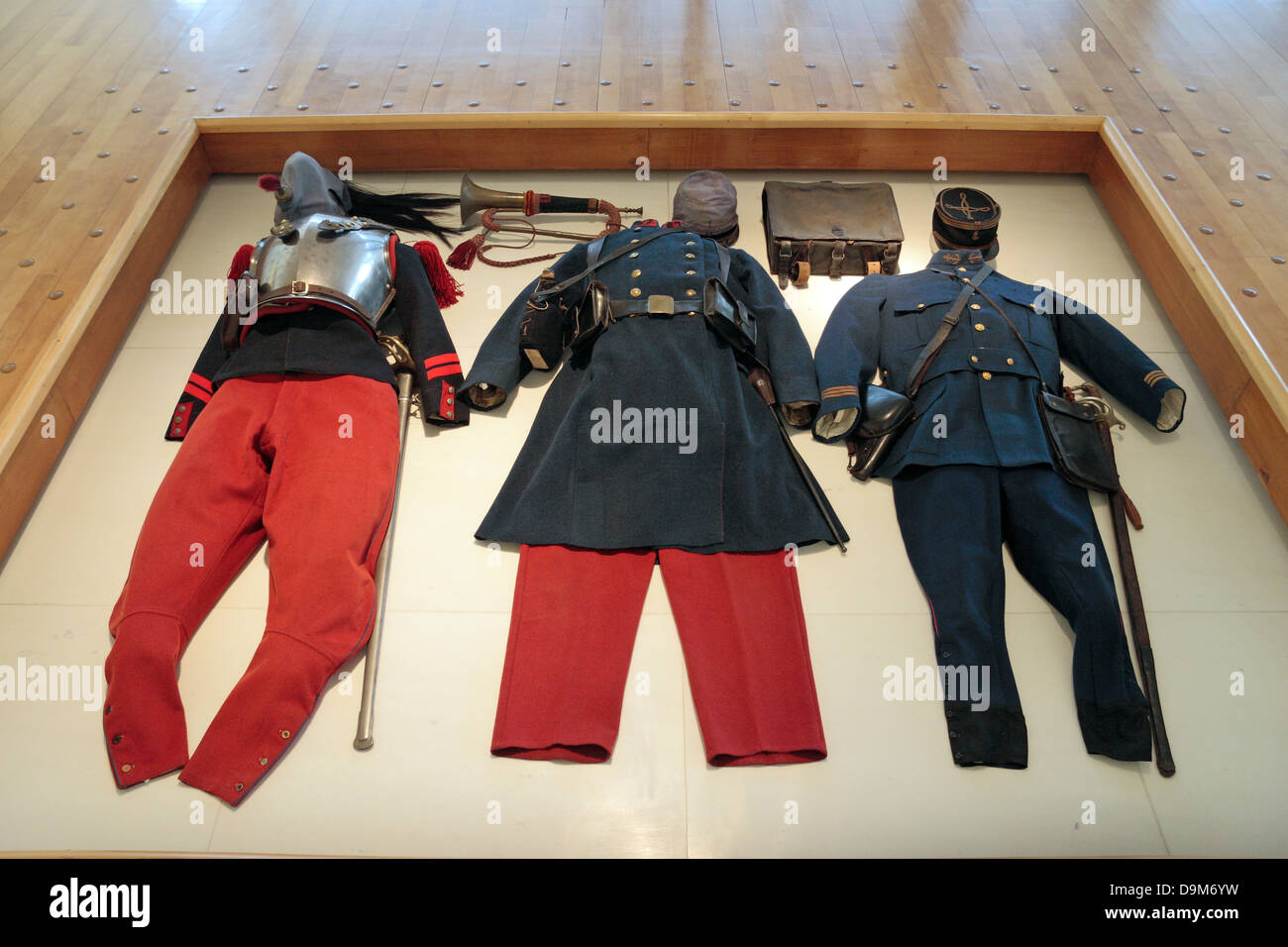 Display of French pre-WW1 kit of (L-R) Calvary, Marine & infantry soldier, Historical de la Grande Guerre Museum, Peronne France Stock Photo
