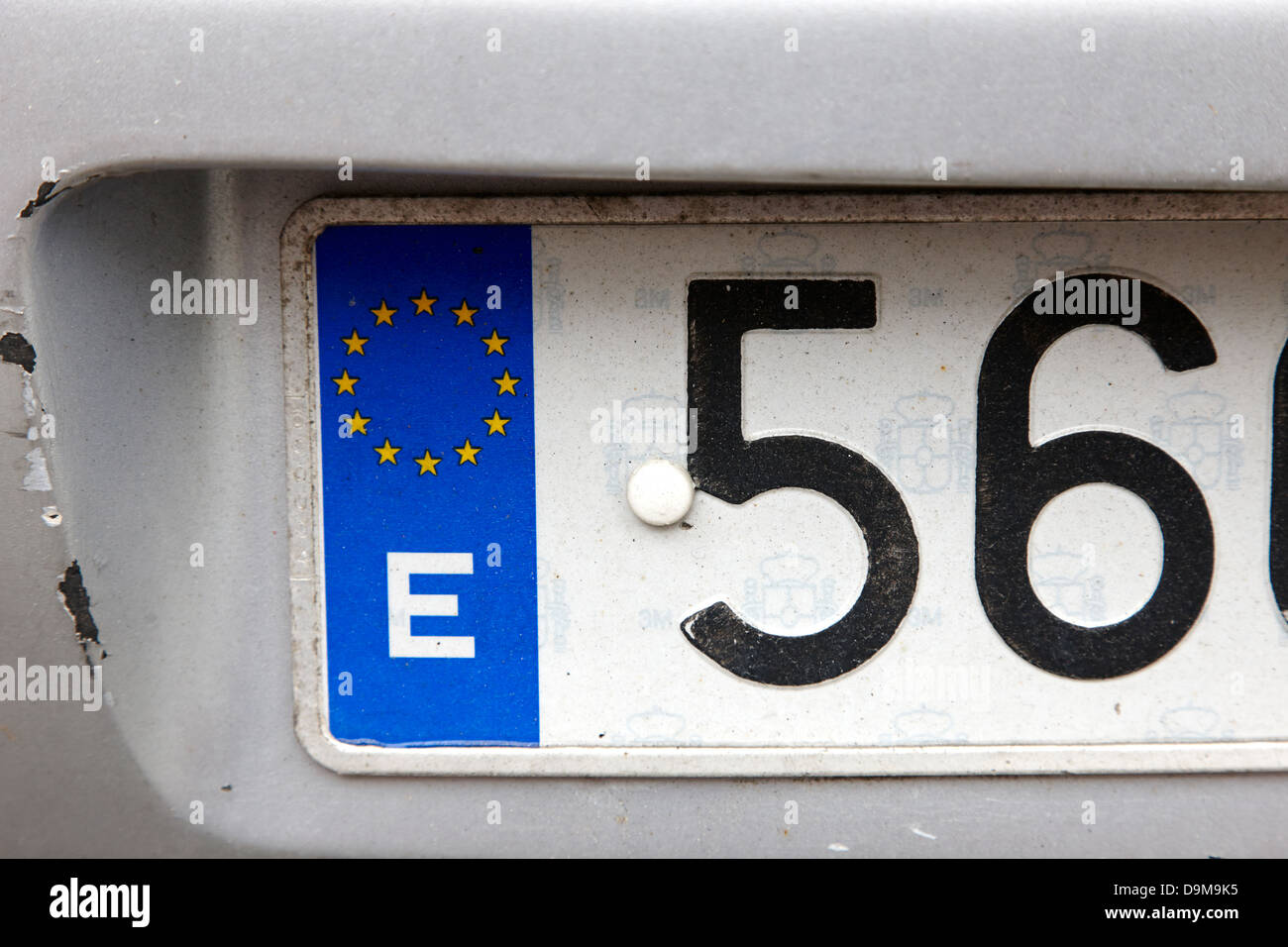 Number plate in Spain - XW Reflective