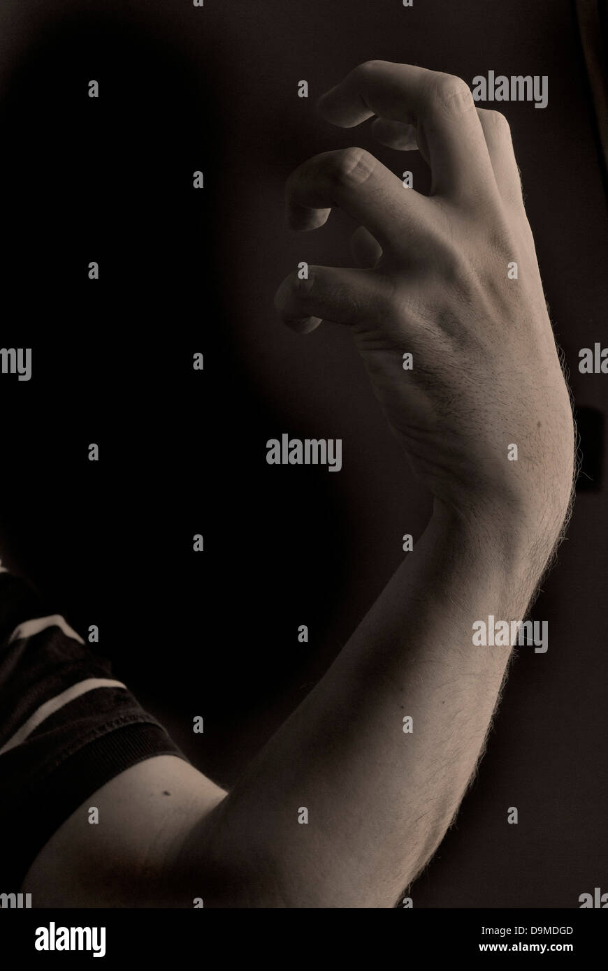 Claw hand hires stock photography and images Alamy