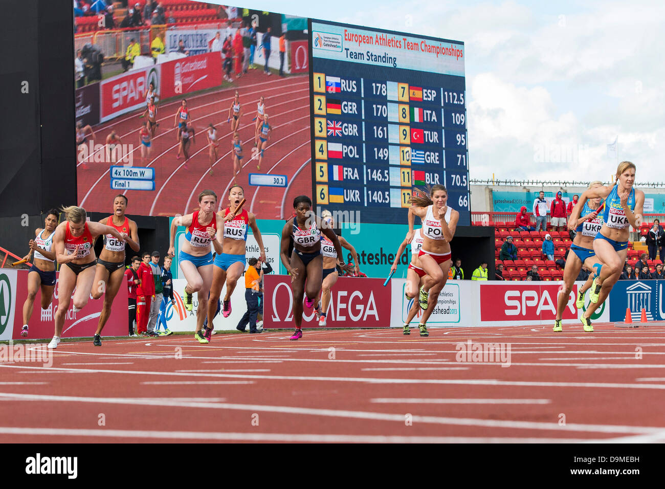Baton change hi-res stock photography and images - Alamy
