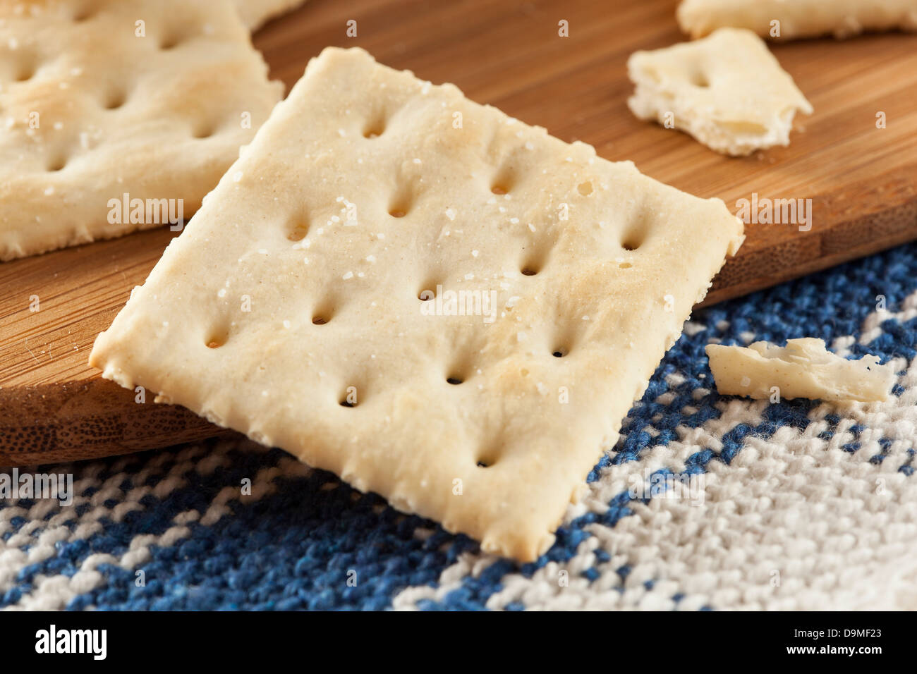 Organic Whole Wheat Soda Crackers ready to eat Stock Photo Alamy