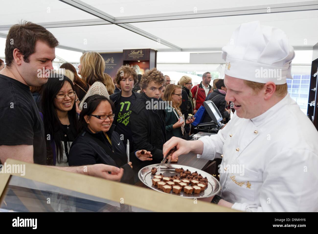 Lindt chocolate chef hires stock photography and images Alamy