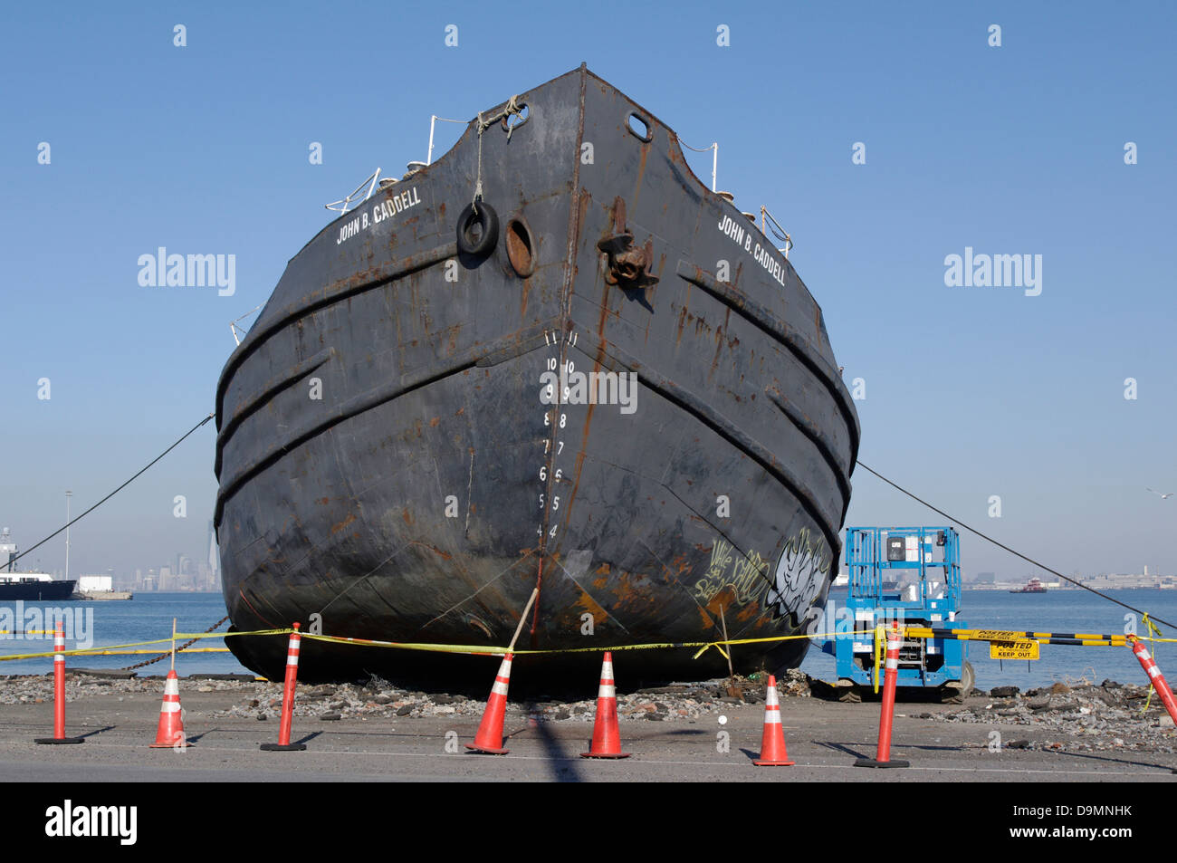 Abandoned oil tanker hires stock photography and images Alamy