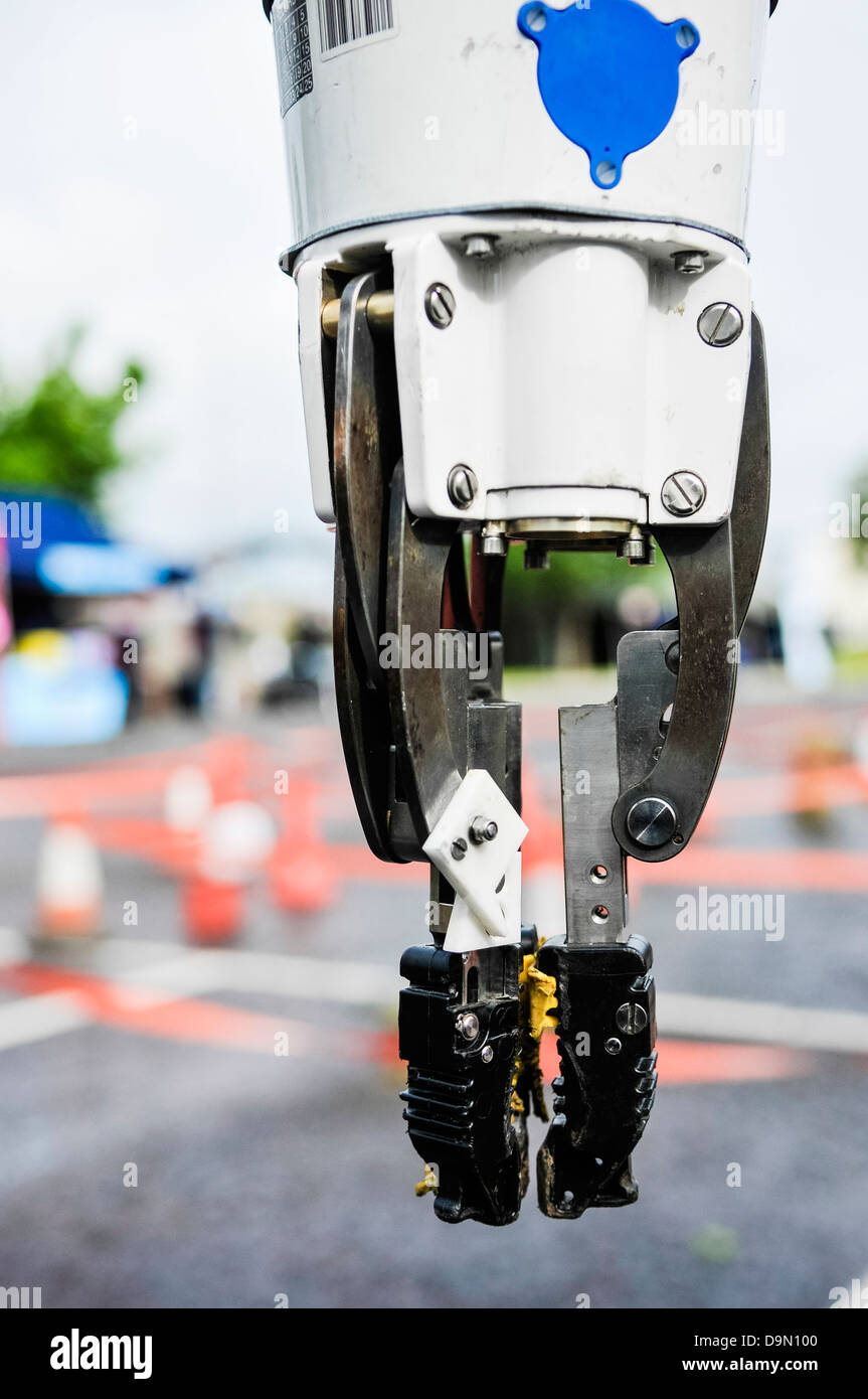 Pincer grip on an 'Andros' remote controlled vehicle (robot), used by the bomb squad for defusing IEDs and suspect devices. Stock Photo